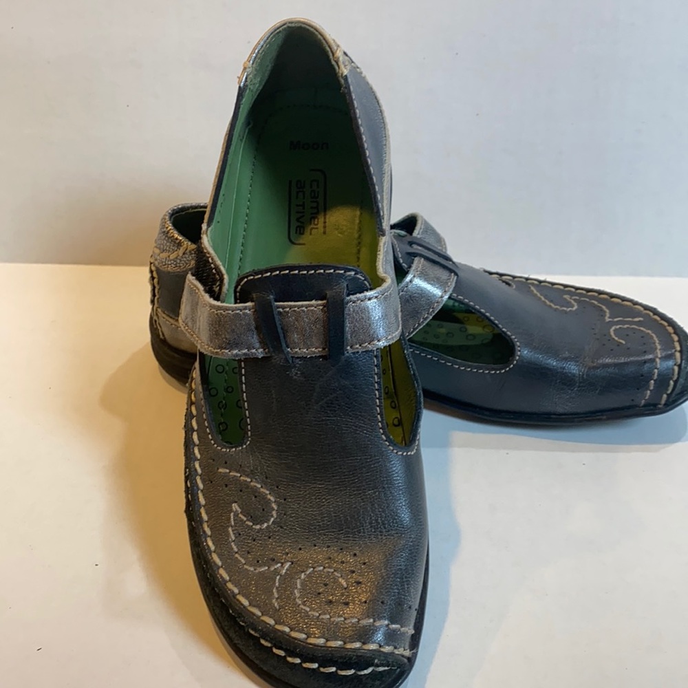 CAMEL ACTIVE Moon shoes size 9 leather upper, bold stitching, flats,